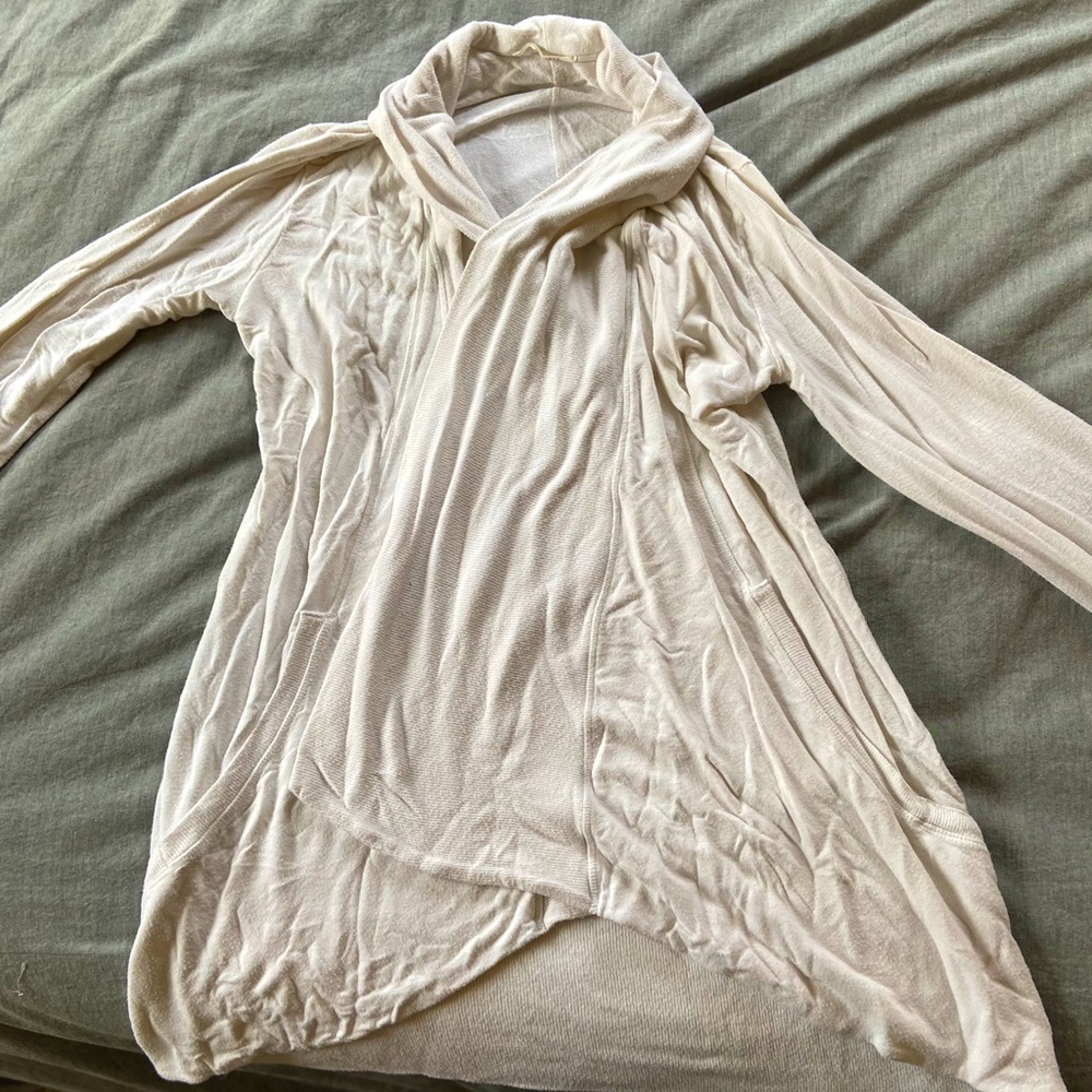 White yoga sweater Athleta